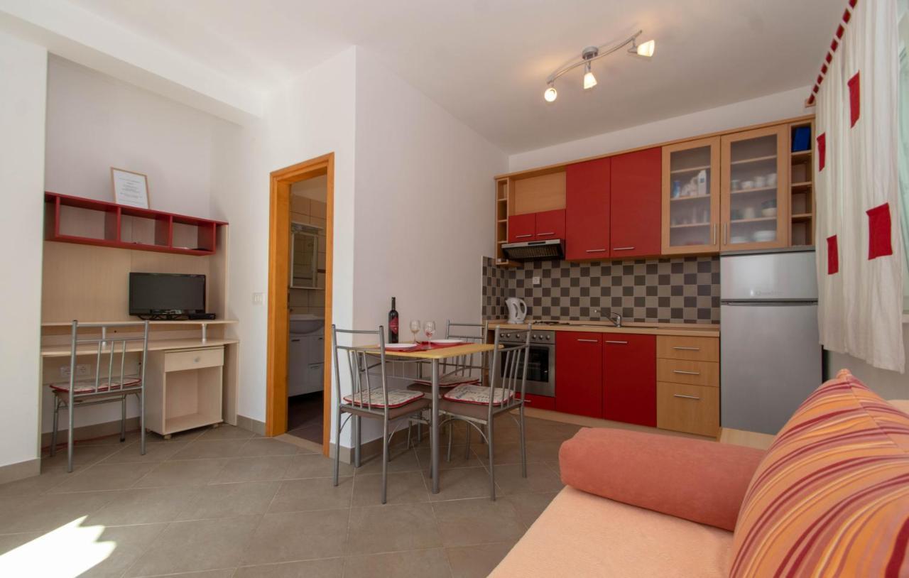 Apartments Valeria Zrnovo 外观 照片
